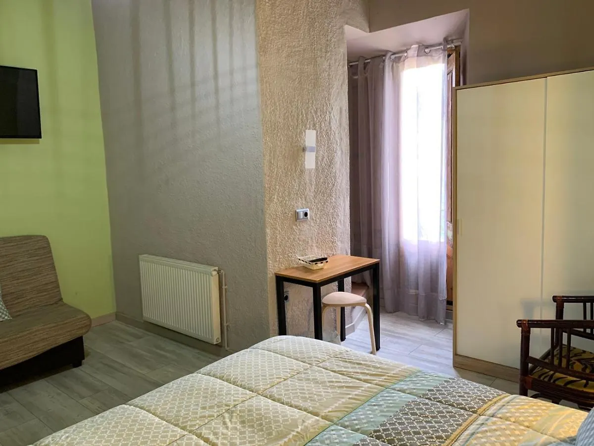 Hotel Rural La Soleia D'Oix Country house